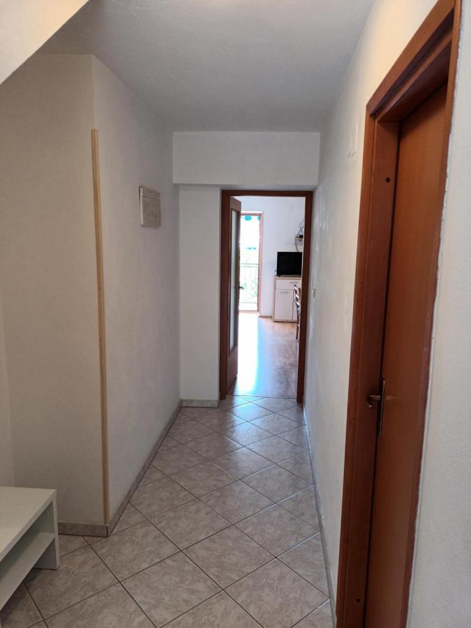 באסקה Apartments Dorcic מראה חיצוני תמונה