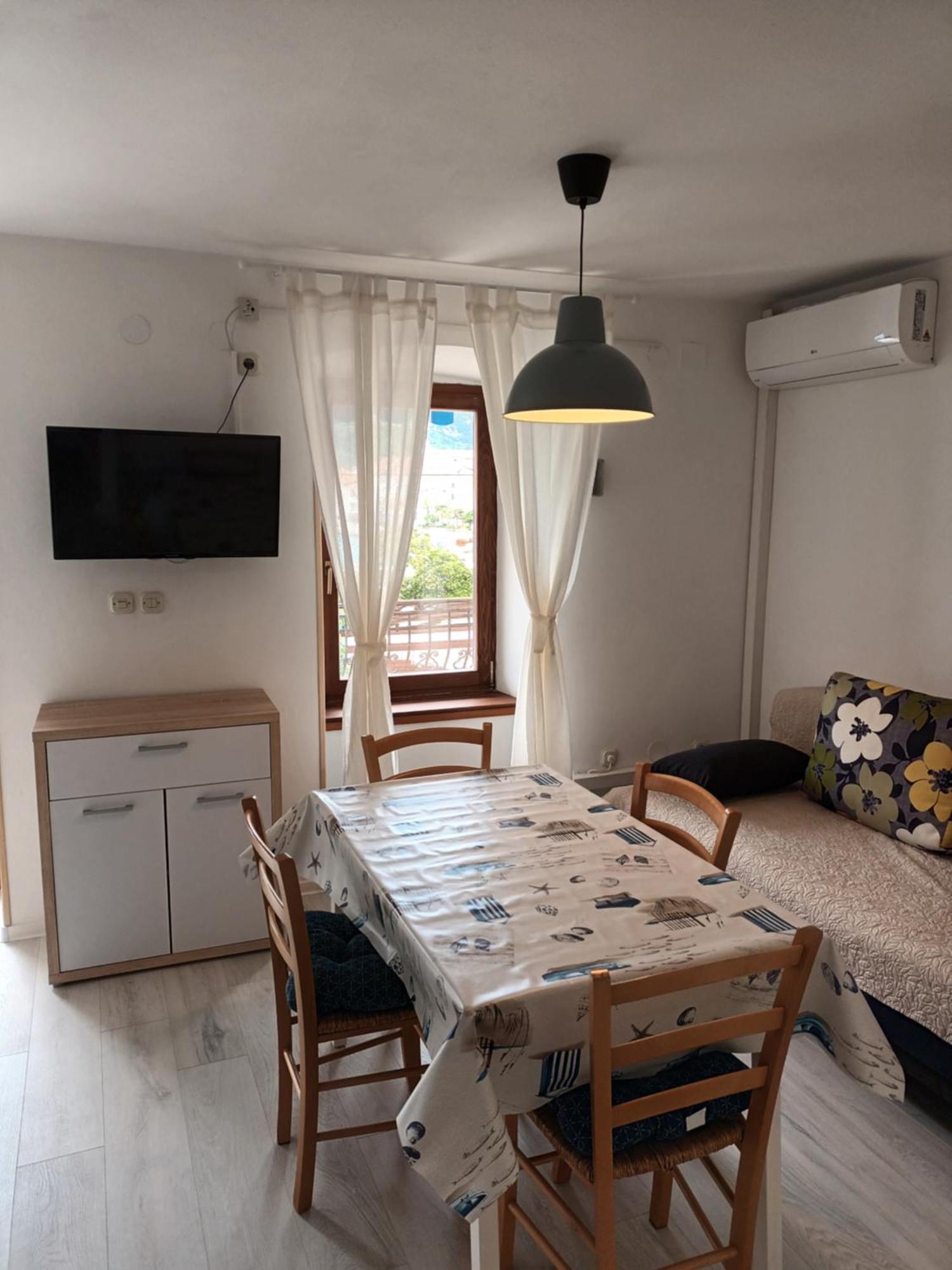 באסקה Apartments Dorcic מראה חיצוני תמונה